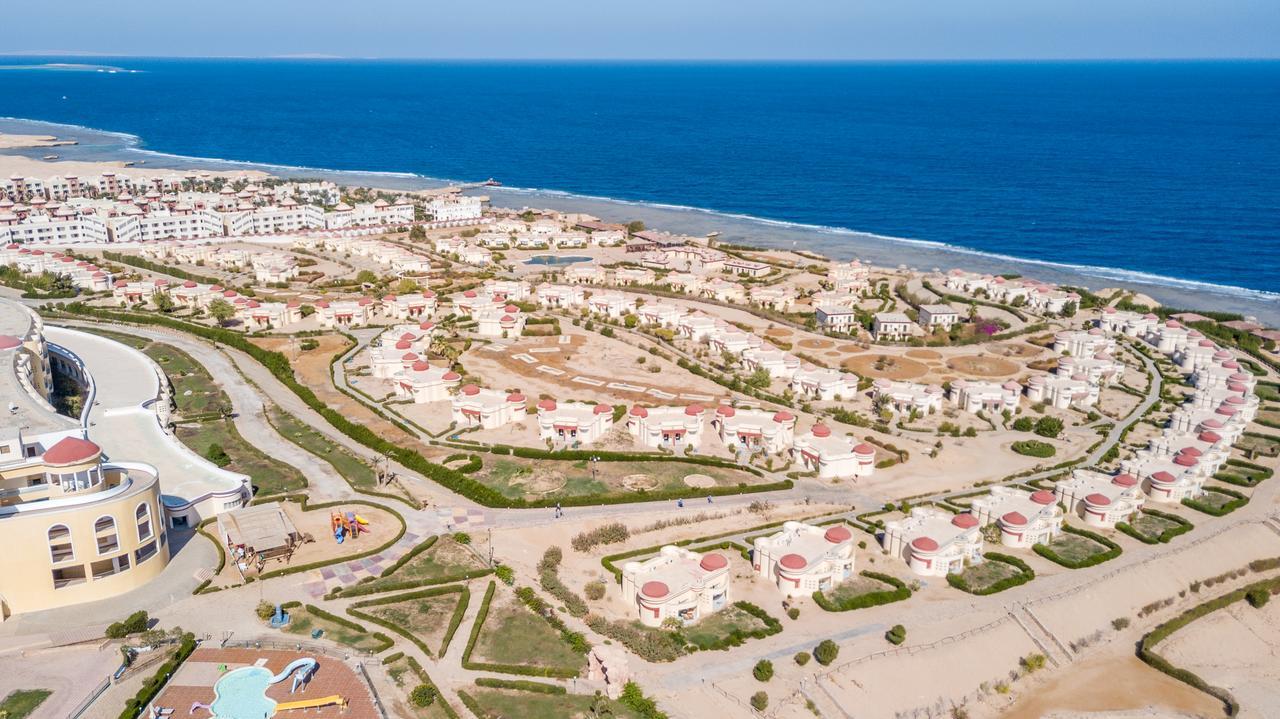 Red Sea Taj Mahal Resort And Aqua Park マカディ・ベイ エクステリア 写真